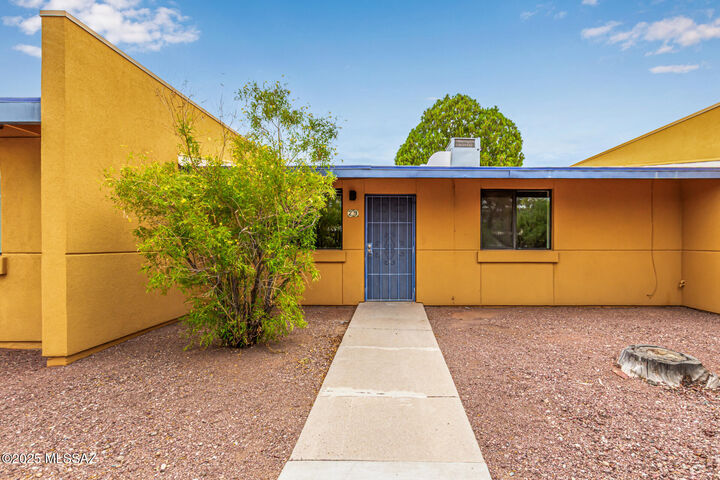 Property Photo: 350 N Silverbell Road #29 AZ 85745
