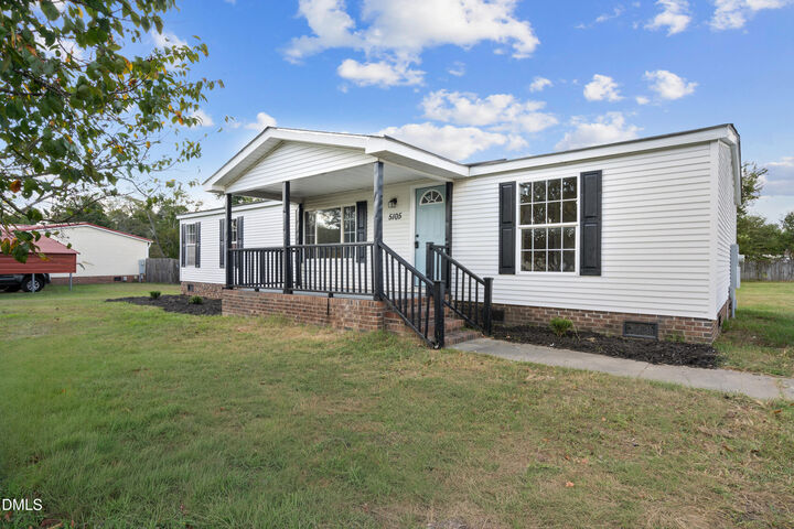 Property Photo: 5105 Belinda Lane NC 28371