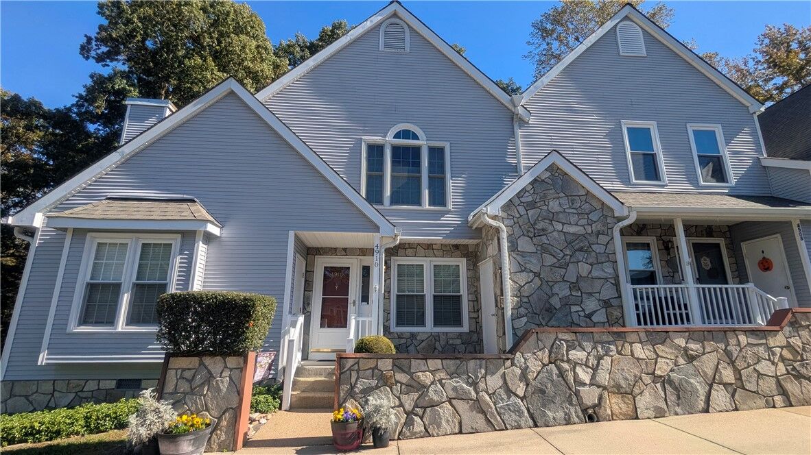 Property Photo:  4910 Falkirk Mews  VA 23188 