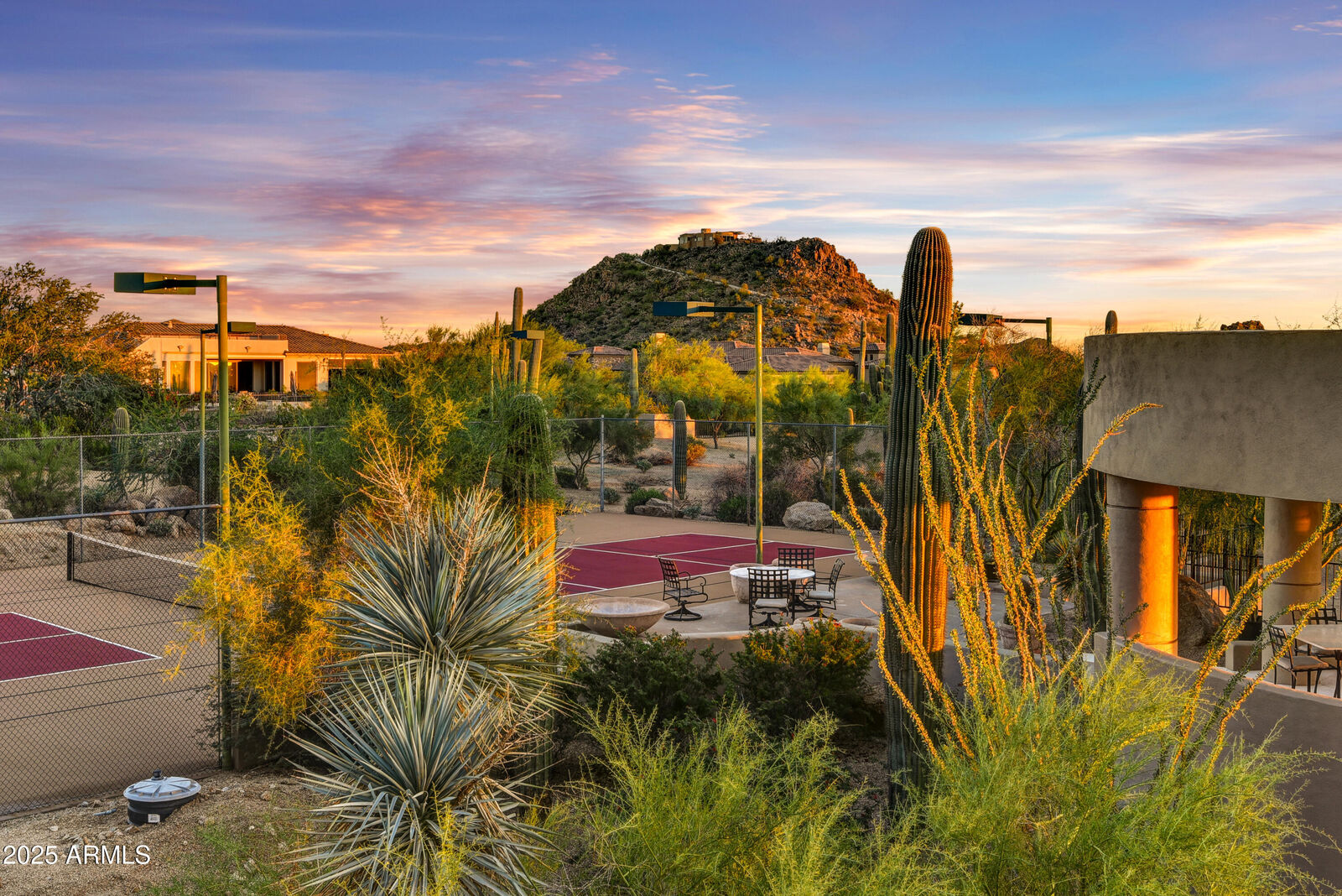 Property Photo: 8812 E Palm Lane AZ 85207