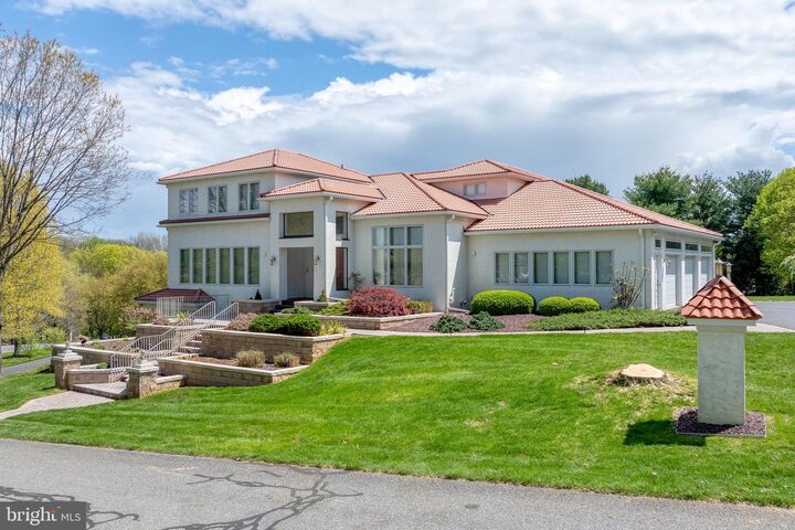 Property Photo: 23 Deerfield Road PA 17603