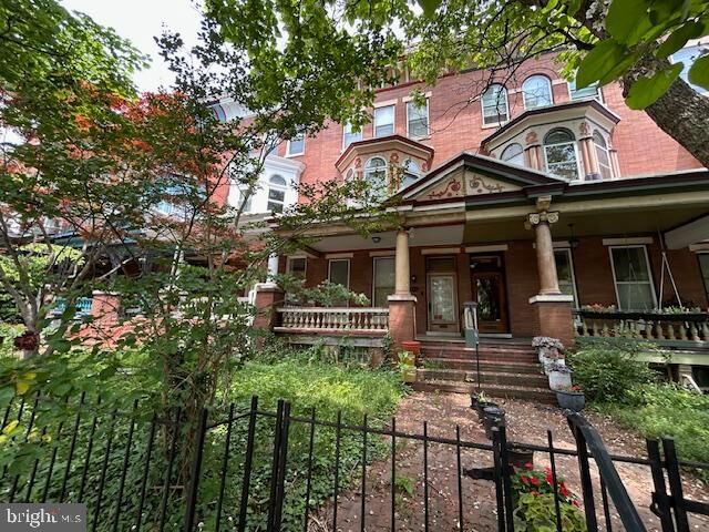 Property Photo: 2721 N Calvert Street MD 21218