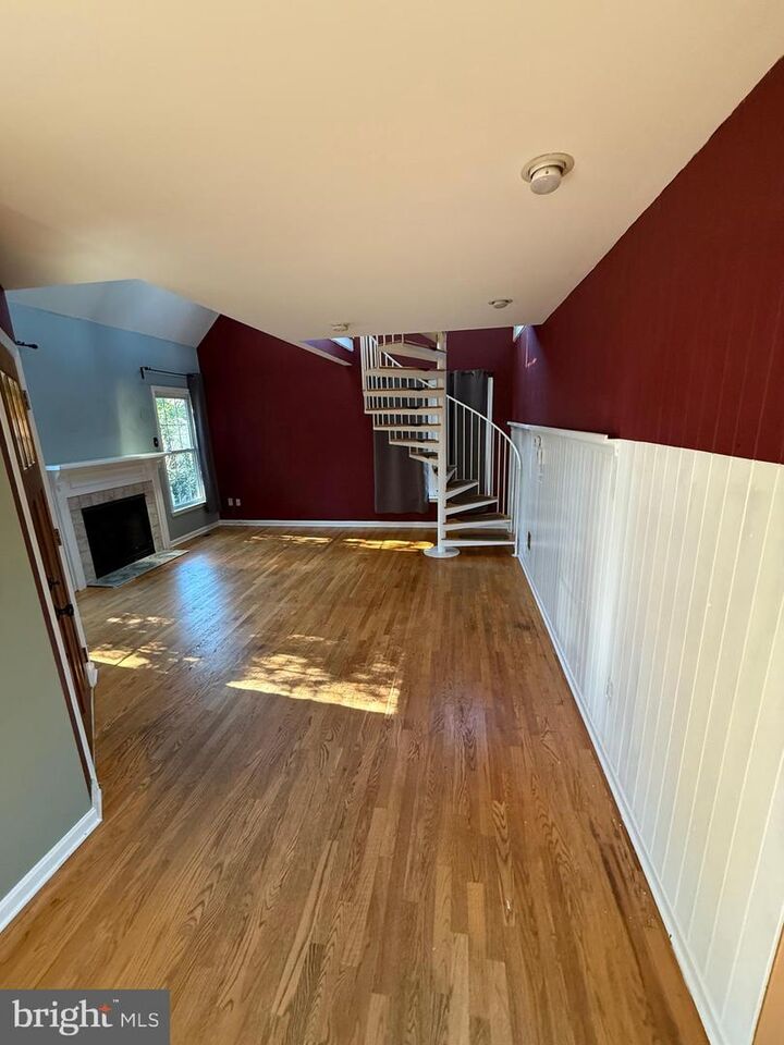 Property Photo: 17 Elm Road MD 21140