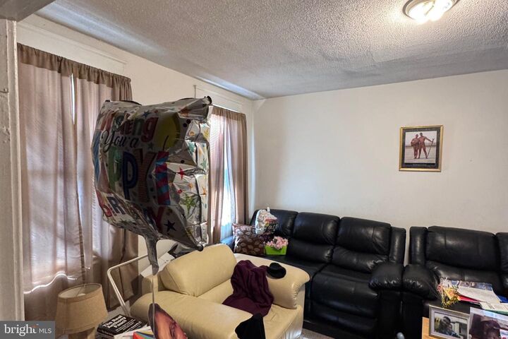 Property Photo:  518 Richwood Avenue  MD 21212 