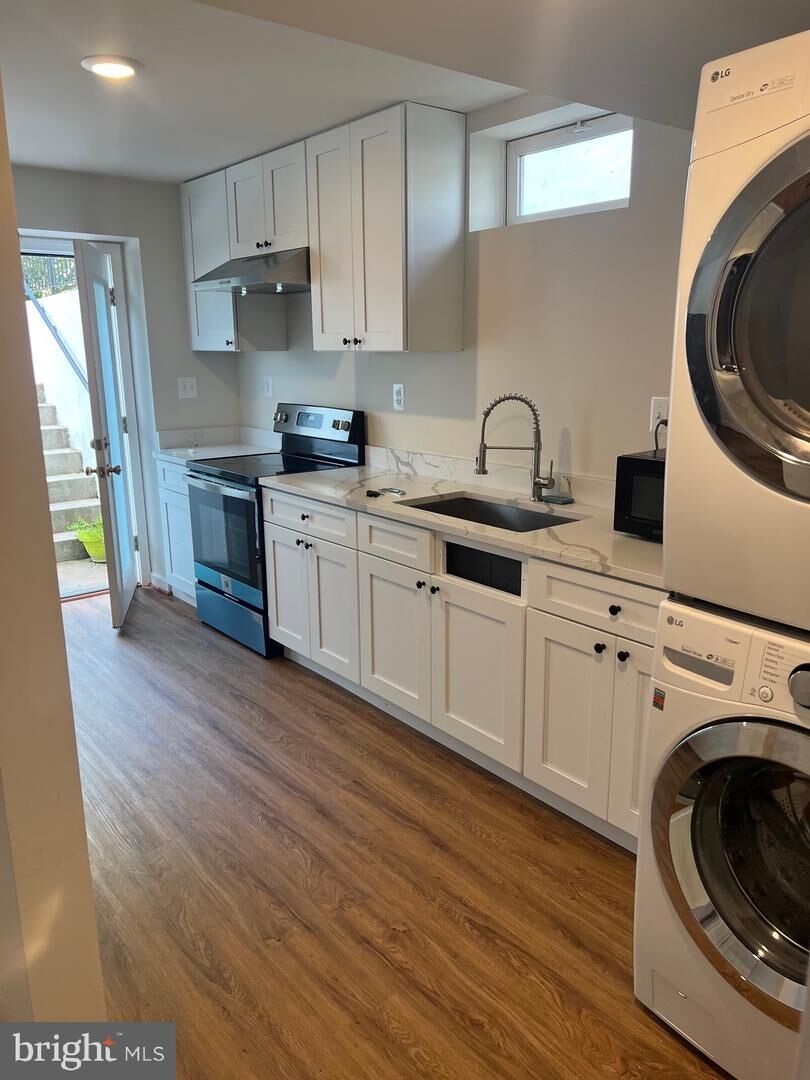 Property Photo:  10600 Wulford Court  VA 20155 