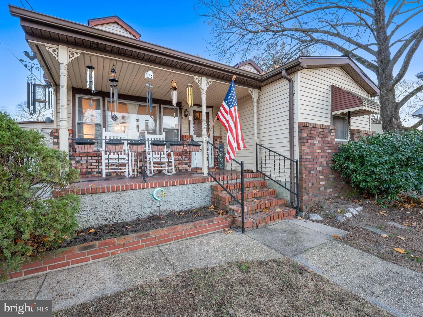 Property Photo:  102 Queen Anne Road  MD 21060 