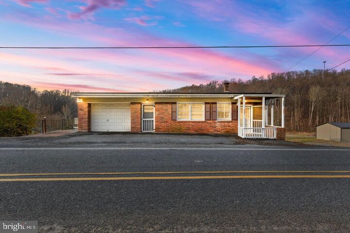 367 Bridge Valley Road  Pequea PA 17565 photo