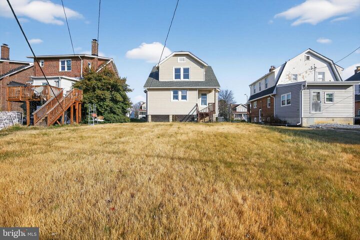 Property Photo:  2809 E Northern Parkway  MD 21214 