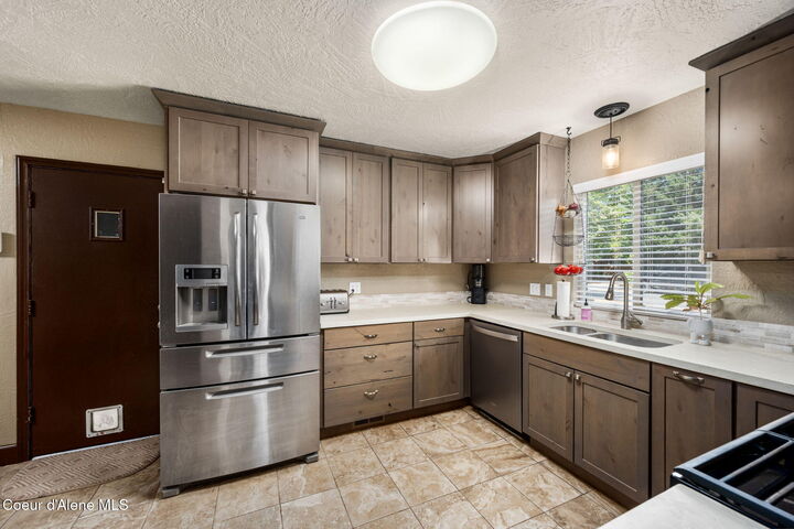 Property Photo: 164 W Hilgren Ave ID 83835