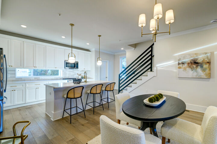 Property Photo:  1150 Valdosta Street # 403  SC 29405 