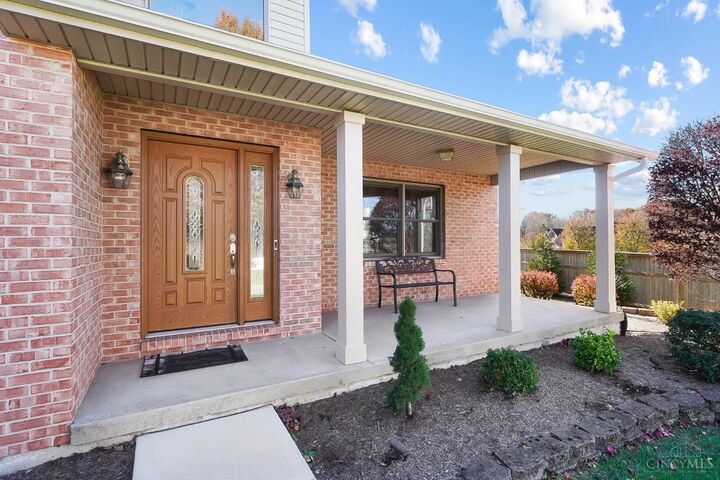 Property Photo:  1325 Pineview Court  OH 45013 