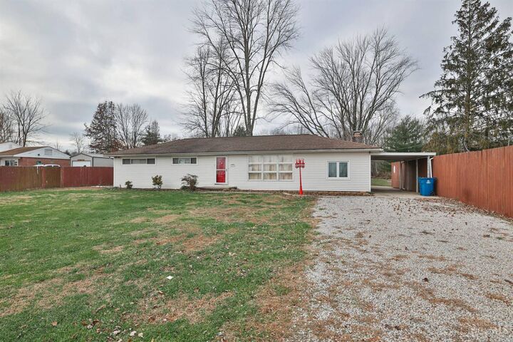 Property Photo: 6473 Cedar Lake Lane OH 45140