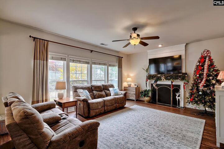 Property Photo:  300 Glencove  SC 29072 