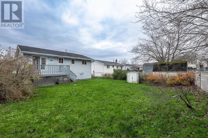 Property Photo:  25 La Pierre Crescent  NS B2W 5C6 