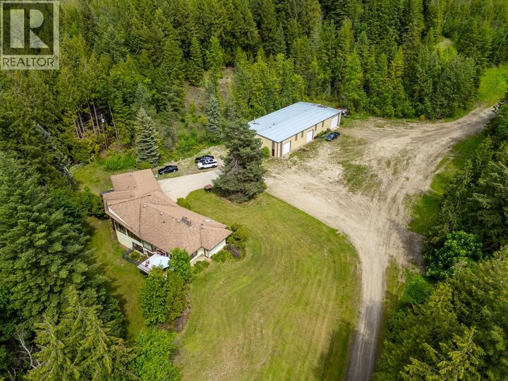 Property Photo: 6210 50 Street Northeast BC V1E 3A6
