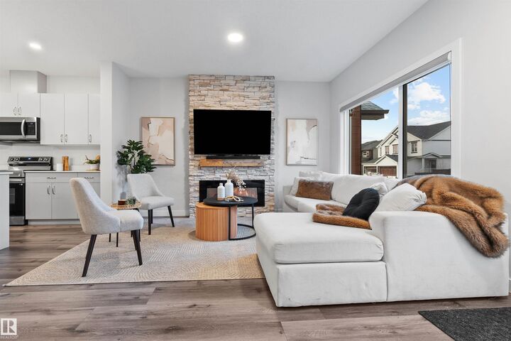 18955 29 Avenue NW  Edmonton AB T6M 3C4 photo