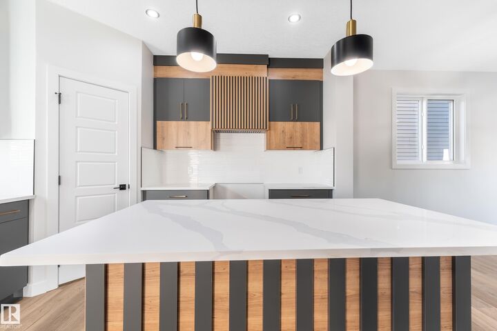 72 Patriot Way  Spruce Grove AB T7X 2W6 photo