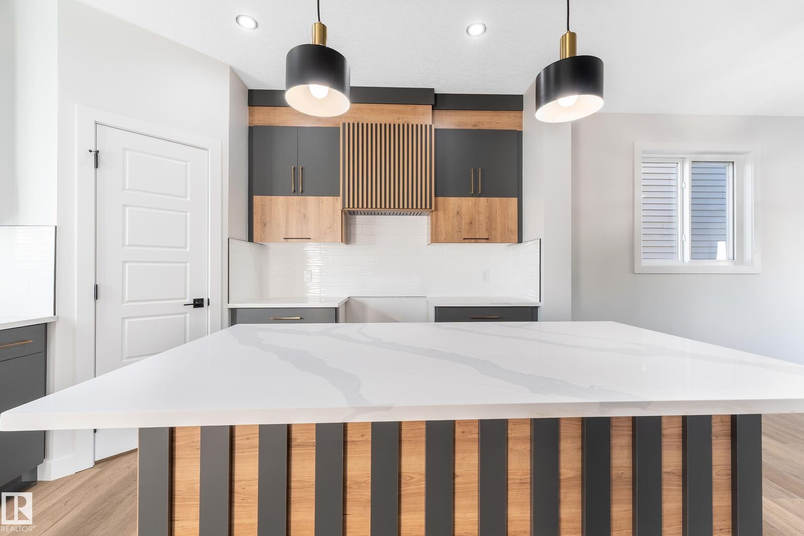 Property Photo:  72 Patriot Way  AB T7X 2W6 