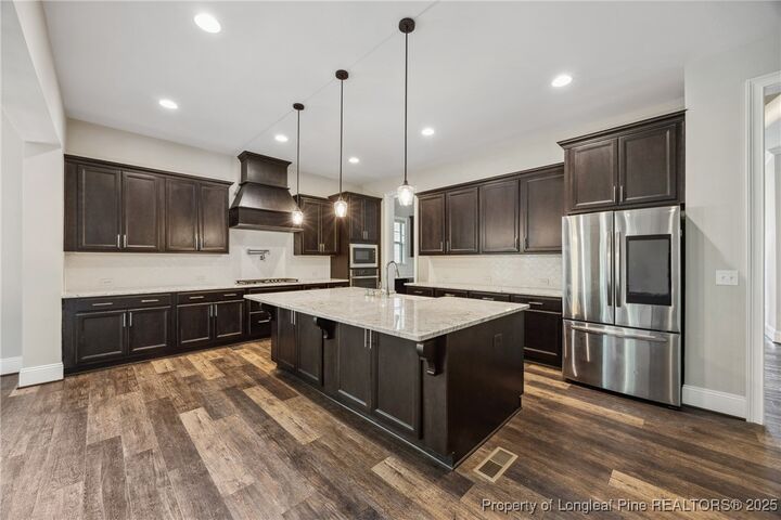 Property Photo: 405 Gilpin Way NC 27519