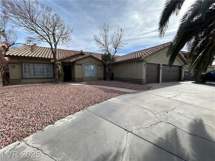 Property Photo: 3436 North Tenaya Way NV 89129