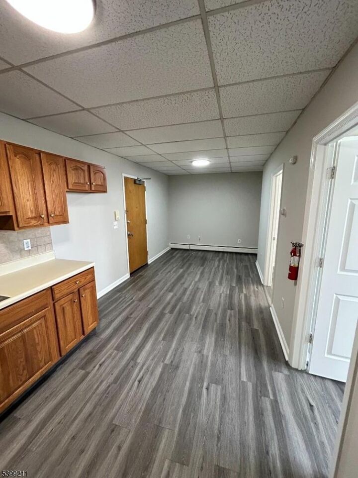 111 Anderson Ave 5  Fairview Boro NJ 07022 photo