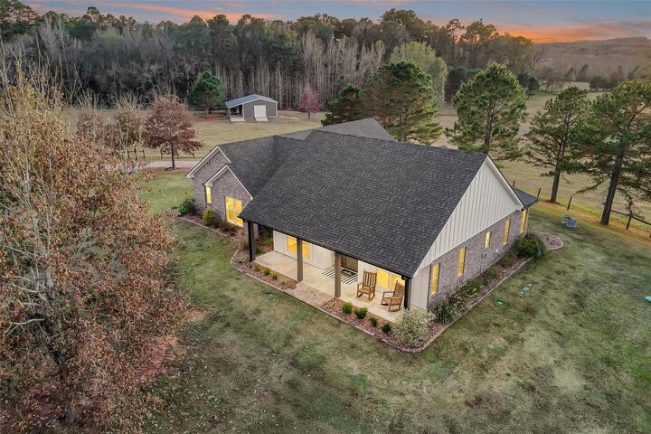 Property Photo: 2297 US Highway 84 Highway W TX 75681