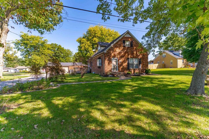 2016 Theater Drive  Evansville IN 47715 photo