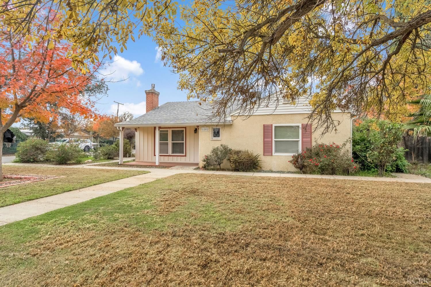 Property Photo:  1802 McKinley Avenue  CA 93230 