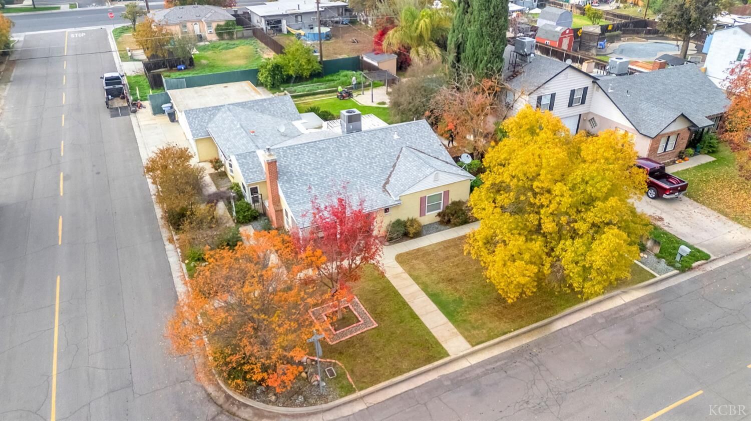 Property Photo:  1802 McKinley Avenue  CA 93230 