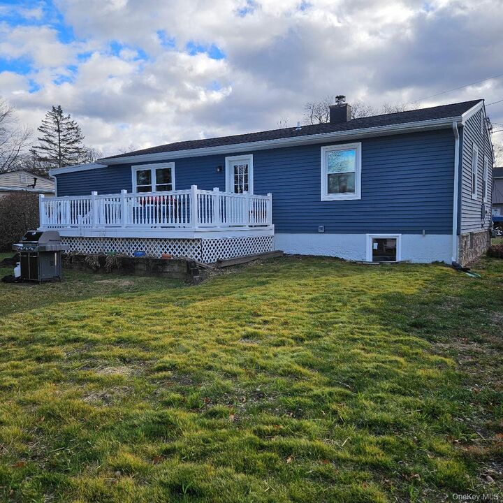 Property Photo:  28 Cardinal Drive  NY 12601 