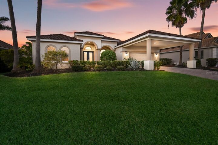 Property Photo:  4721 Mainsail Drive  FL 34208 