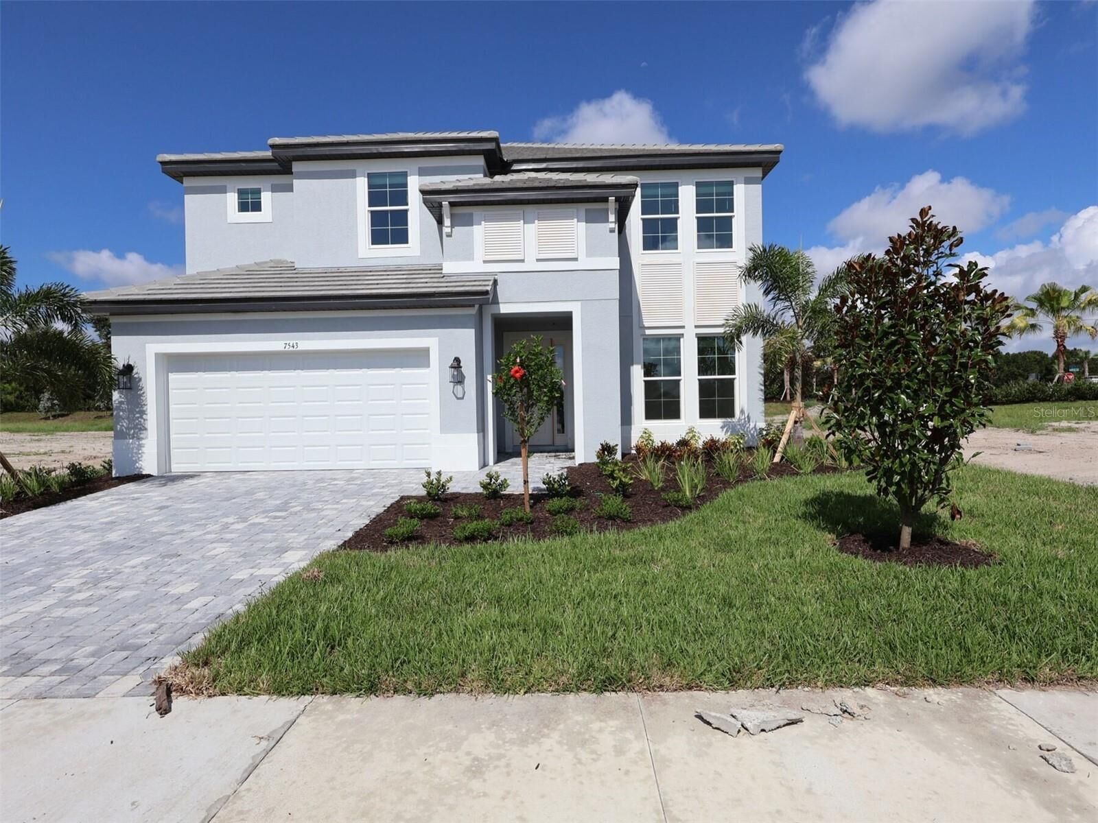 Property Photo: 7543 Hawkstone Drive FL 34241