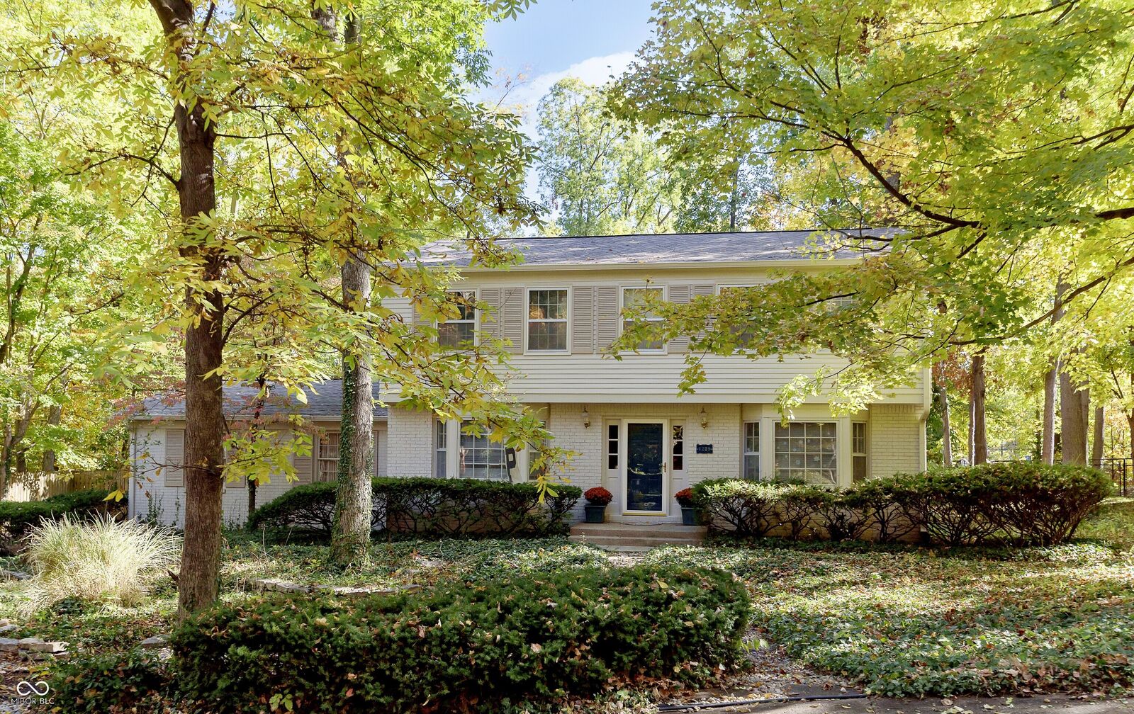 Property Photo:  1229 Ridge Road  IN 46033 