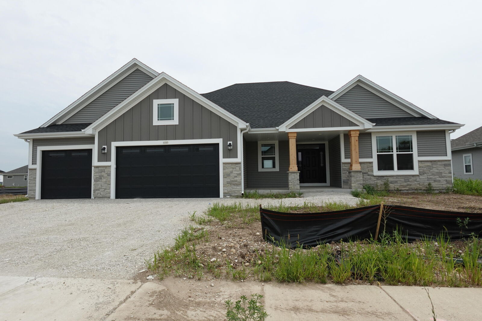 Property Photo:  1757 Hammock Ln  WI 53066 