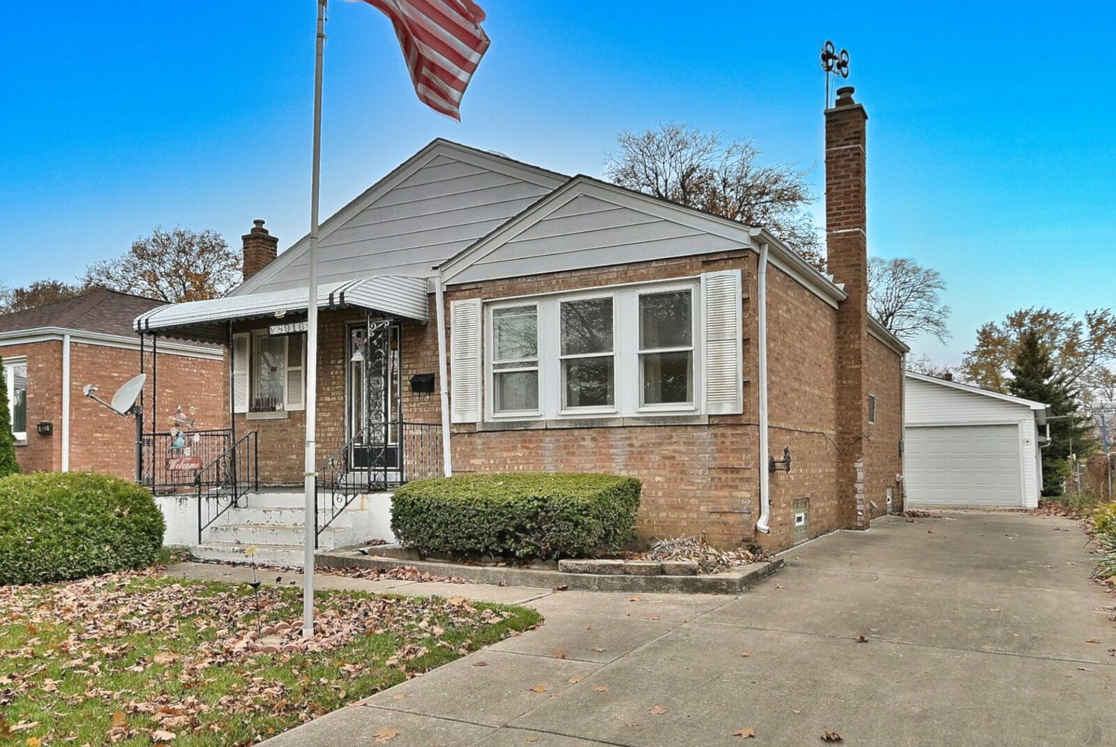 Property Photo: 8916 Cherry Avenue IL 60171
