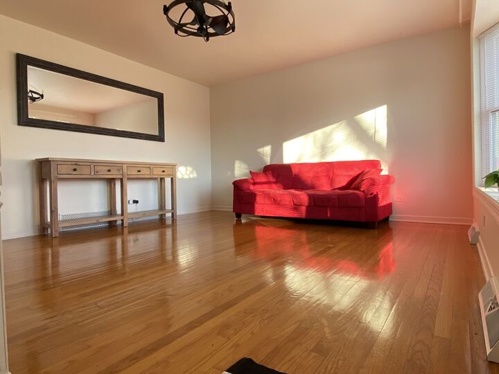 Property Photo:  1106 S Robert Drive  IL 60056 