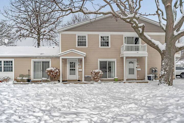 1242 Nova Court  Wheeling IL 60090 photo