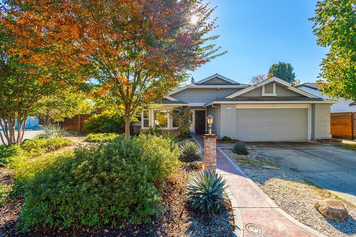 1830 Pebblewood Drive  Sacramento CA 95833 photo