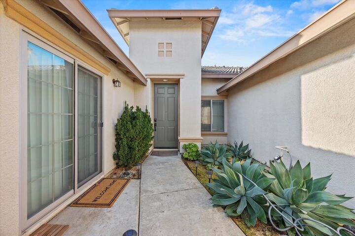 Property Photo: 10330 Frank Greg Way CA 95757