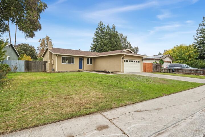 Property Photo:  106 Bell Avenue  CA 95838 
