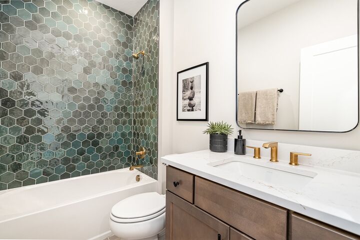 Property Photo:  830 42nd Ave N  TN 37209 