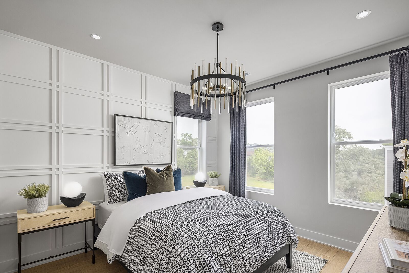 Property Photo:  832 42nd Ave N  TN 37209 