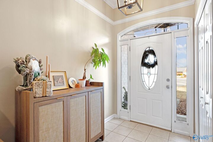 Property Photo:  58 Walter Lane  AL 35603 