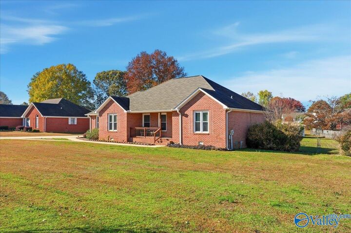 Property Photo:  16099 Mooresville Road  AL 35613 
