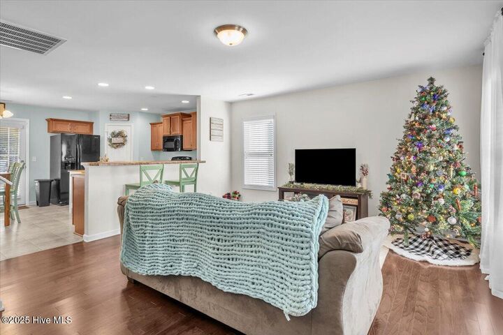 Property Photo:  1301 Deer Hill Drive  NC 28409 