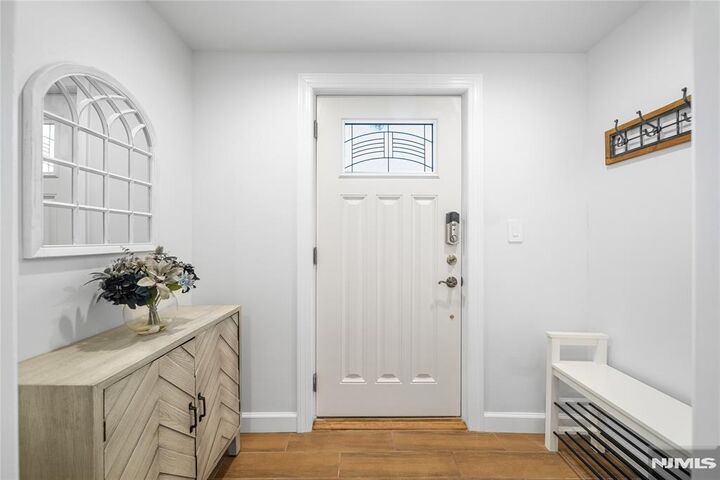 Property Photo:  322 E Midland Avenue  NJ 07652 