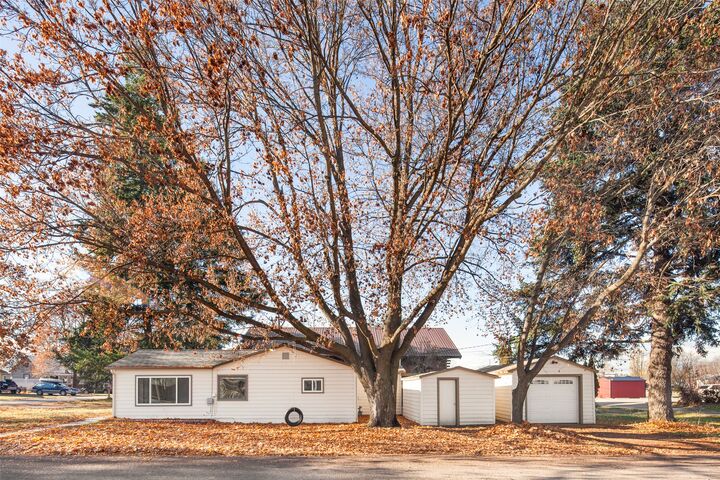 Property Photo: 1005 10th Street W MT 59912