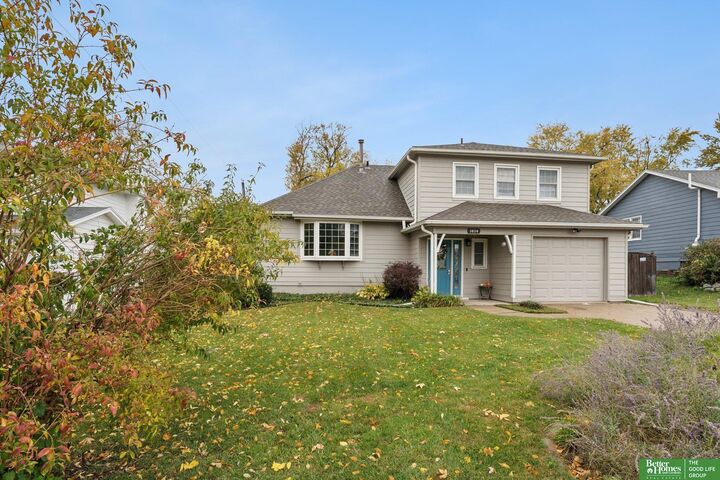 Property Photo:  1404 Thomas Drive  NE 68005 