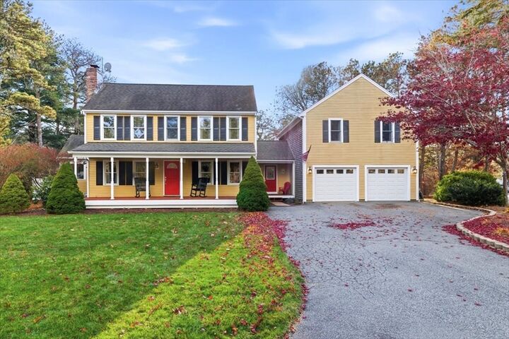 109 Great Pines Dr  Mashpee MA 02649 photo