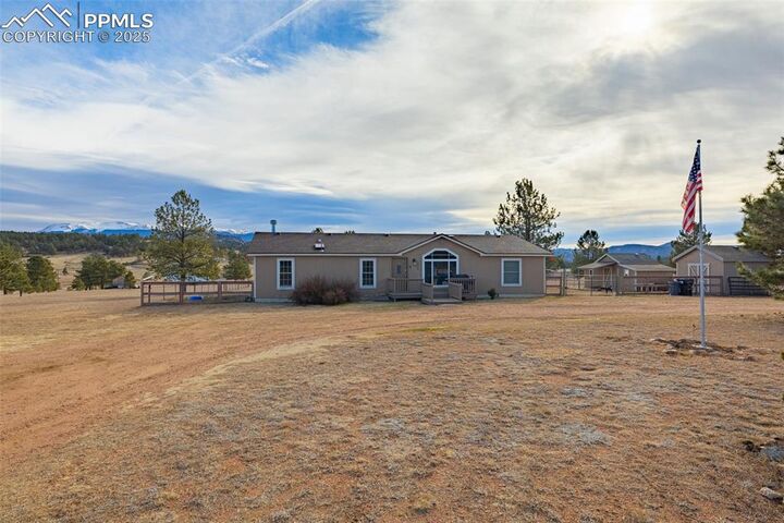 Property Photo:  110 Rimrock Circle  CO 80816 